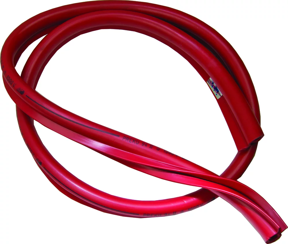 • Fundas protectoras, para cables aéreos.<br>
• Para conductores bis <b>15 mm de Ø.</b><br>
• Fabricada con resina aislante blanda.